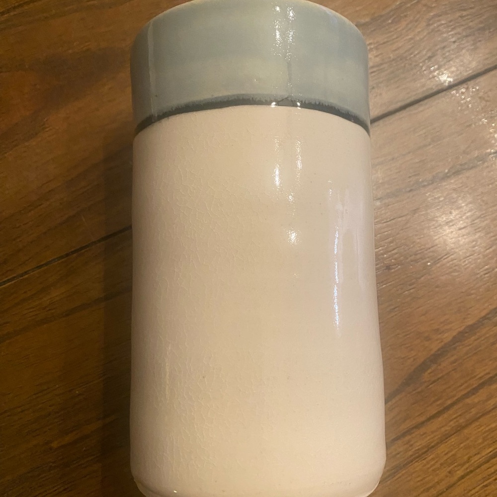 Elegant Ceramic Vase in Cream and Blue